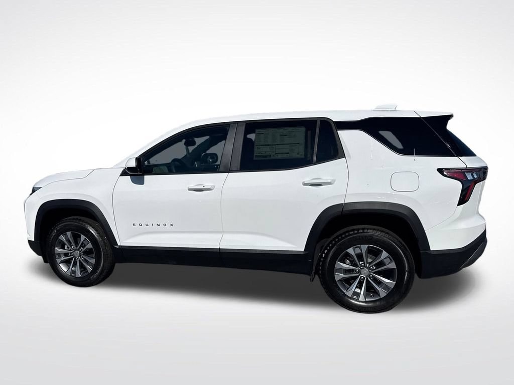 2027 Chevrolet Equinox LT - Photo 6