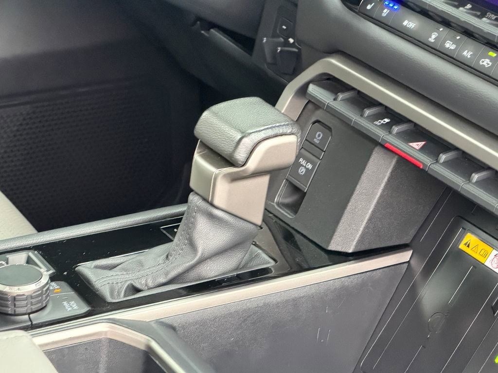 2023 Toyota Tundra Limited - Photo 10