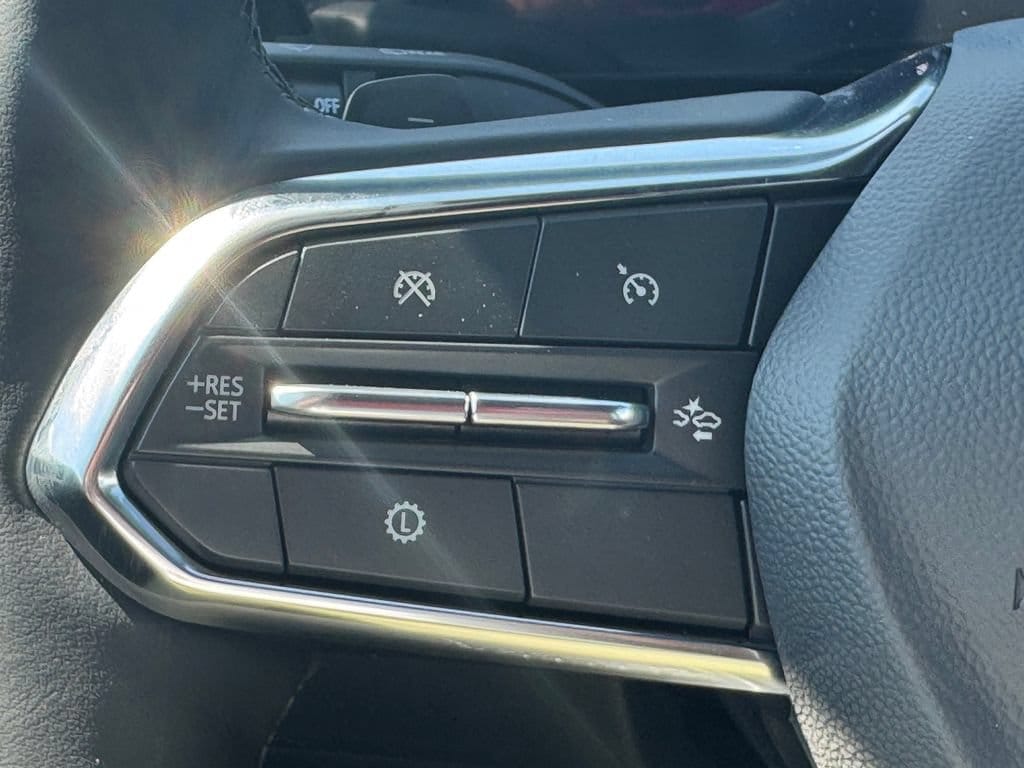 2027 Chevrolet Equinox LT - Photo 28