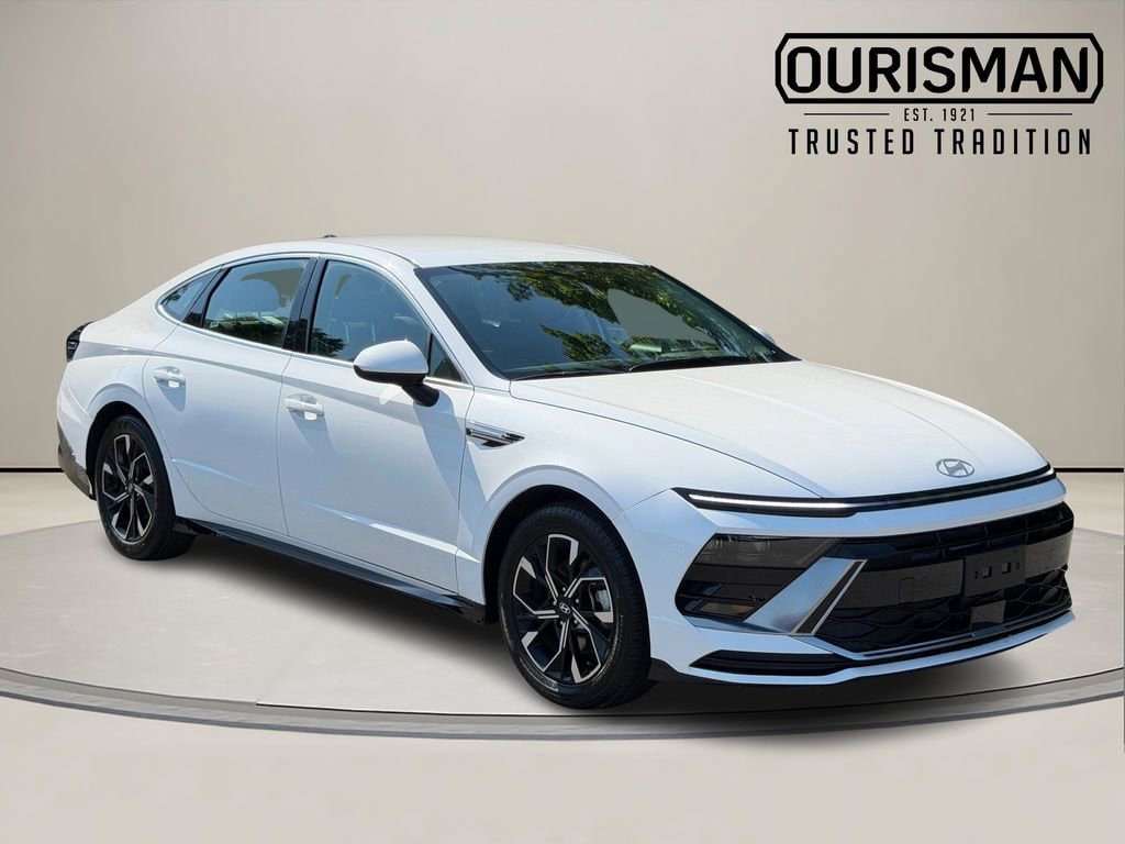 2025 Hyundai Sonata SEL's photo