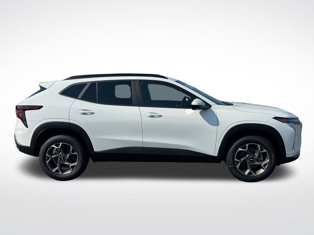2026 Chevrolet Trax LT - Photo 14
