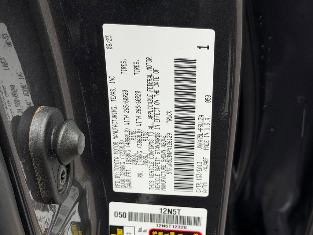 2023 Toyota Tundra Limited - Photo 36