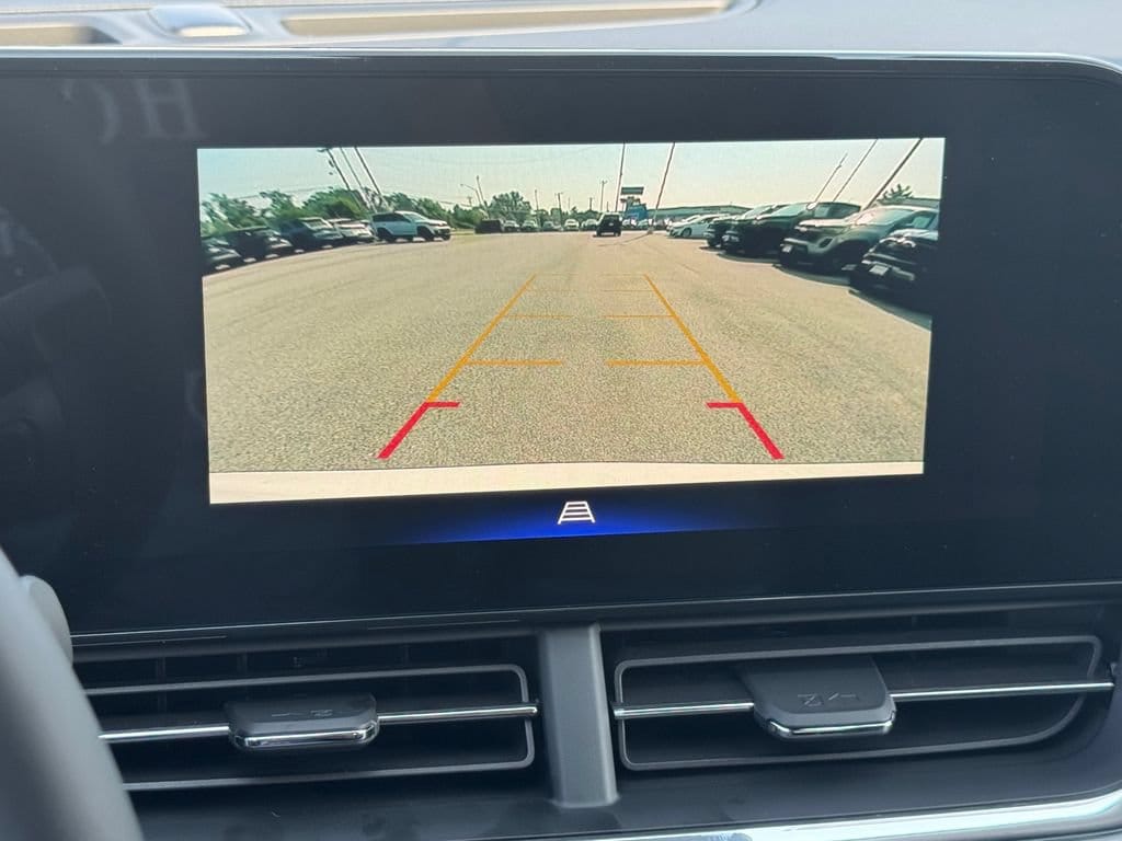 2026 Chevrolet Trax LT - Photo 25