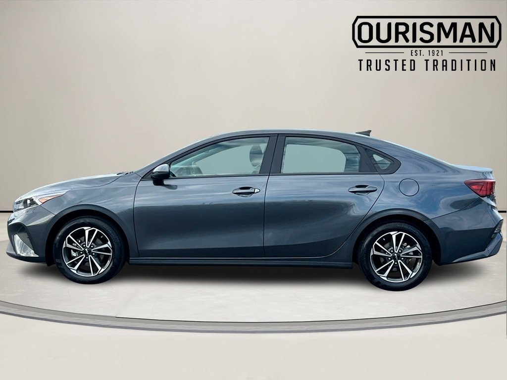 Used 2024 Kia Forte LXS Sedan