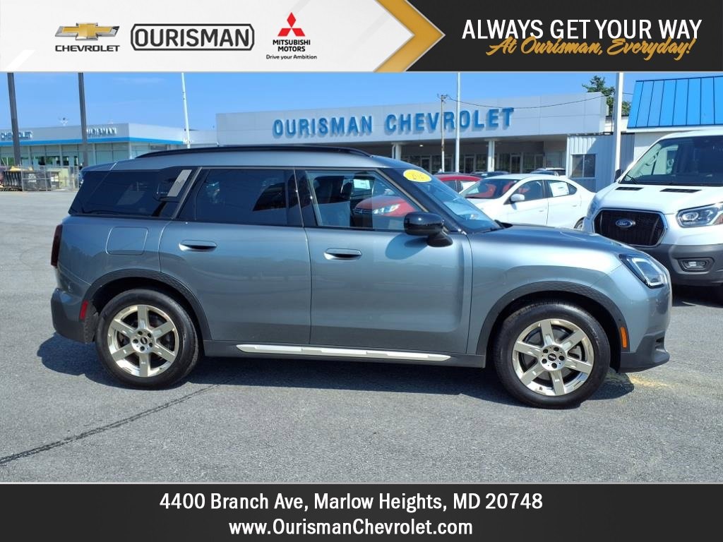 2025 MINI Countryman S's photo