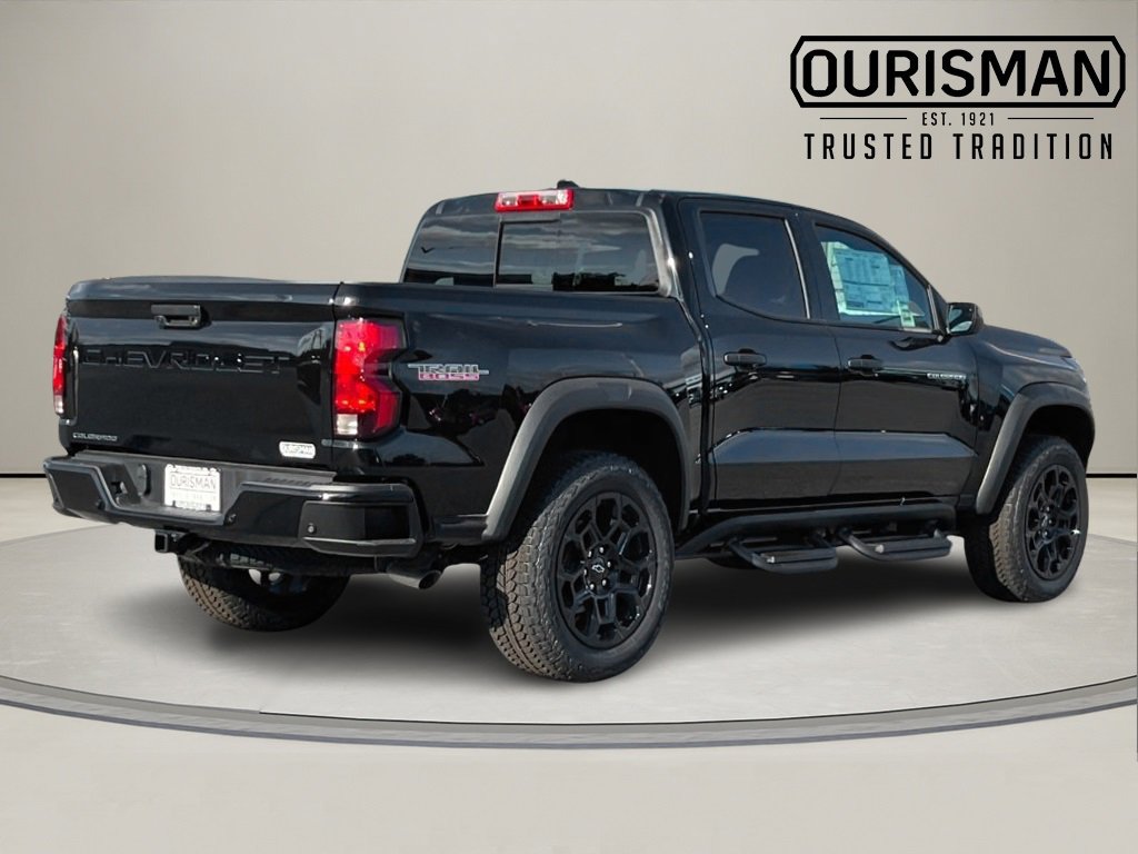 2026 Chevrolet Colorado Trail Boss photo 4