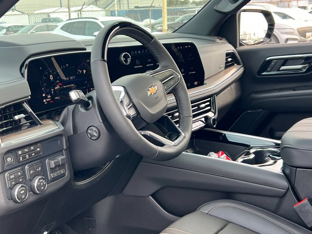 2026 Chevrolet Suburban High Country - Photo 18