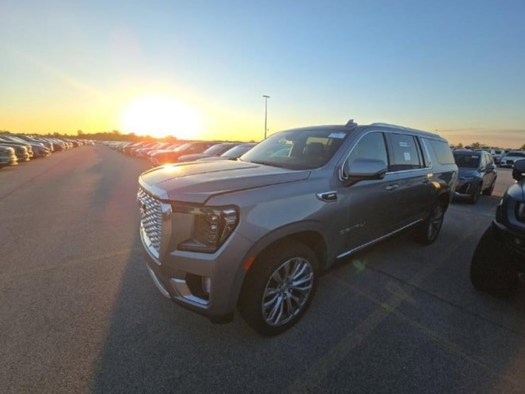 Used 2023 GMC Yukon XL Denali SUV