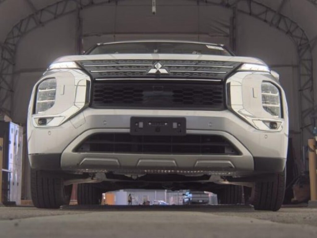 Used 2024 Mitsubishi Outlander SE SUV