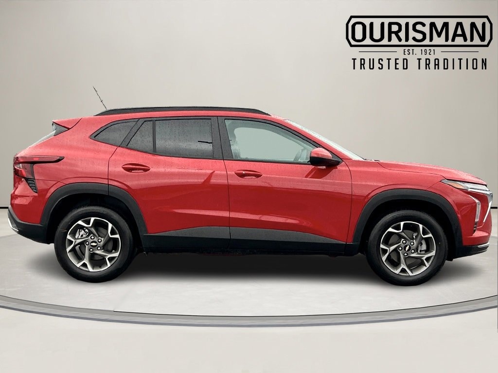 New 2026 Chevrolet Trax LT SUV