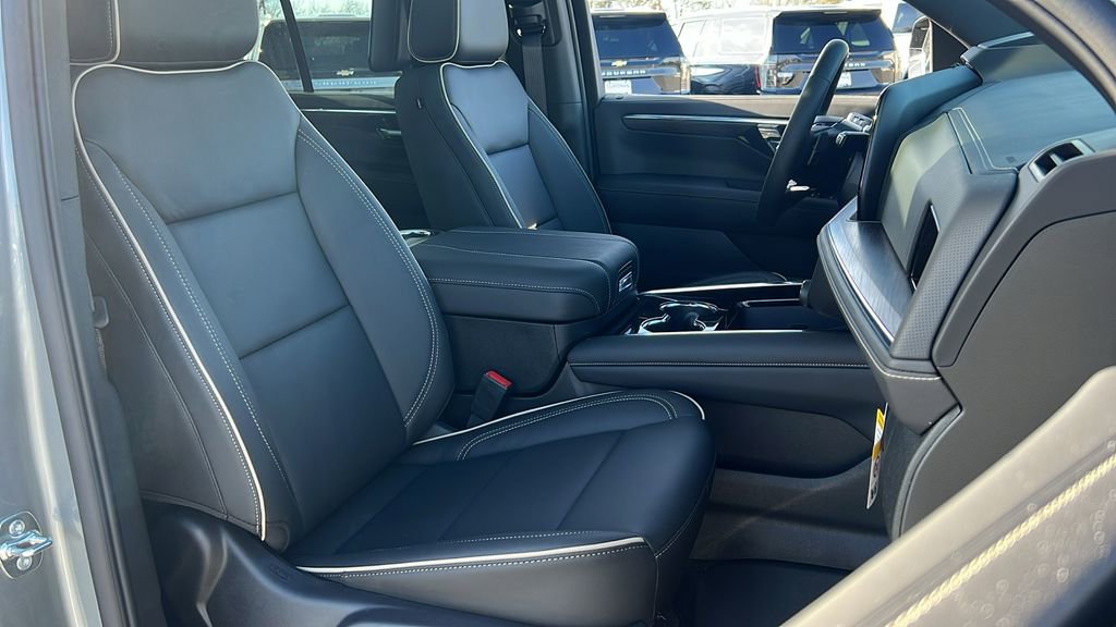 2026 Chevrolet Tahoe Premier - Photo 8