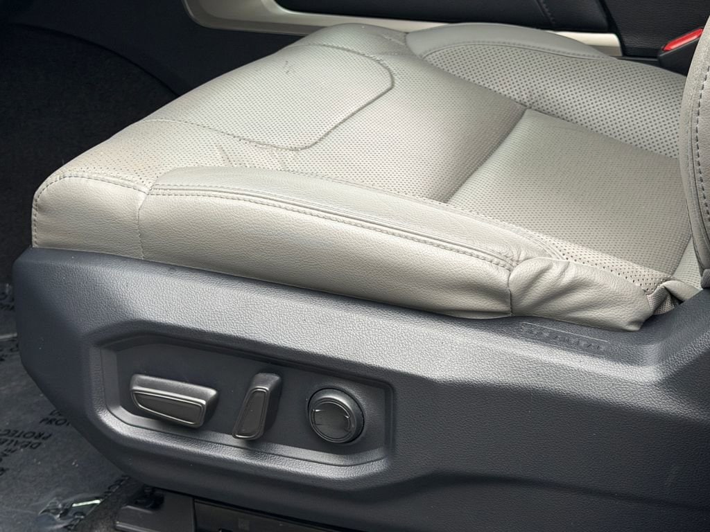 2023 Toyota Tundra Limited - Photo 20