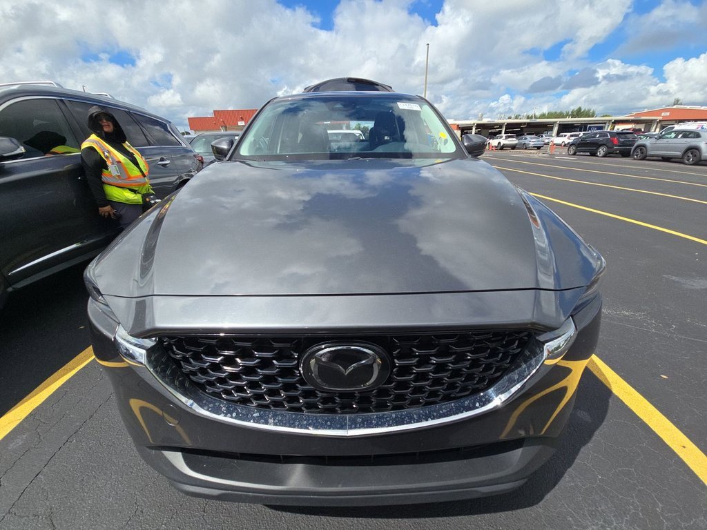 2023 Mazda CX-5 2.5 S Preferred photo 2