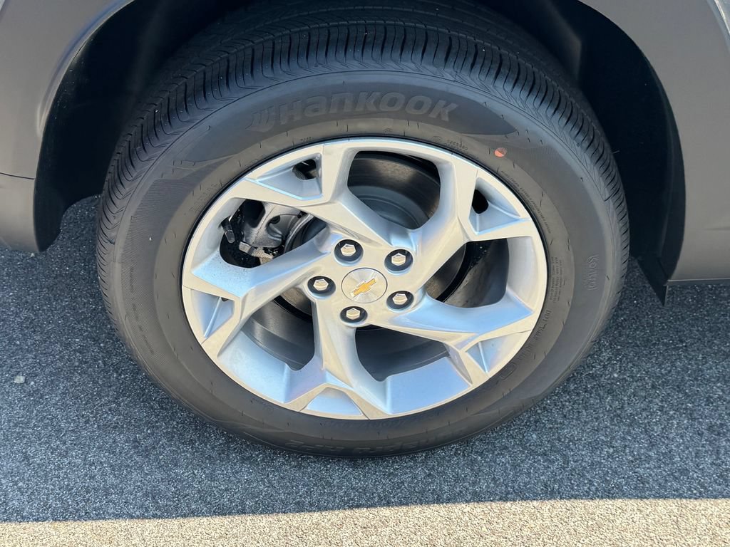 2026 Chevrolet Trax LS - Photo 10