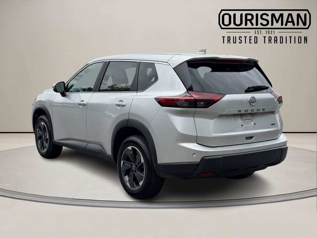 Used 2025 Nissan Rogue SV SUV