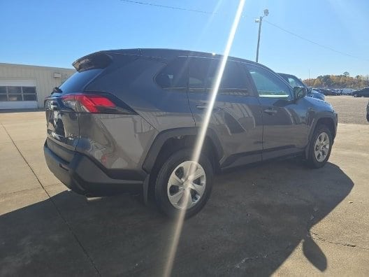 Used 2023 Toyota RAV4 LE with VIN 2T3F1RFV2PW342313 for sale in Northfield, Minnesota