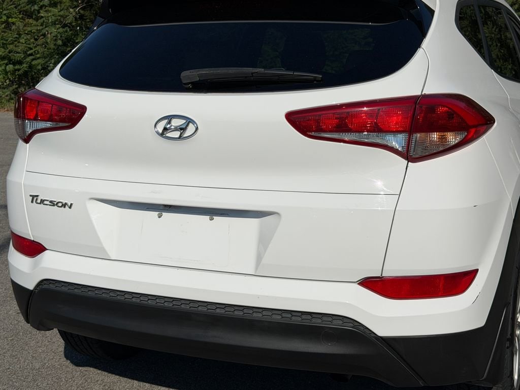 2017 Hyundai Tucson SE - Photo 12