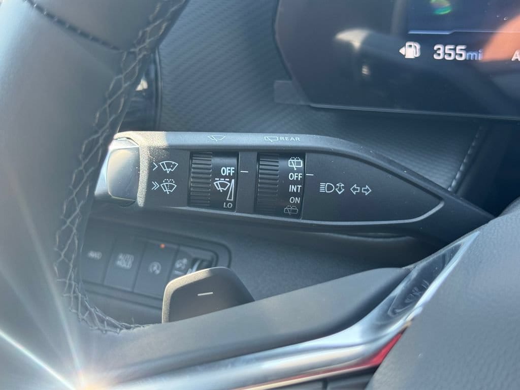 2027 Chevrolet Equinox LT - Photo 33