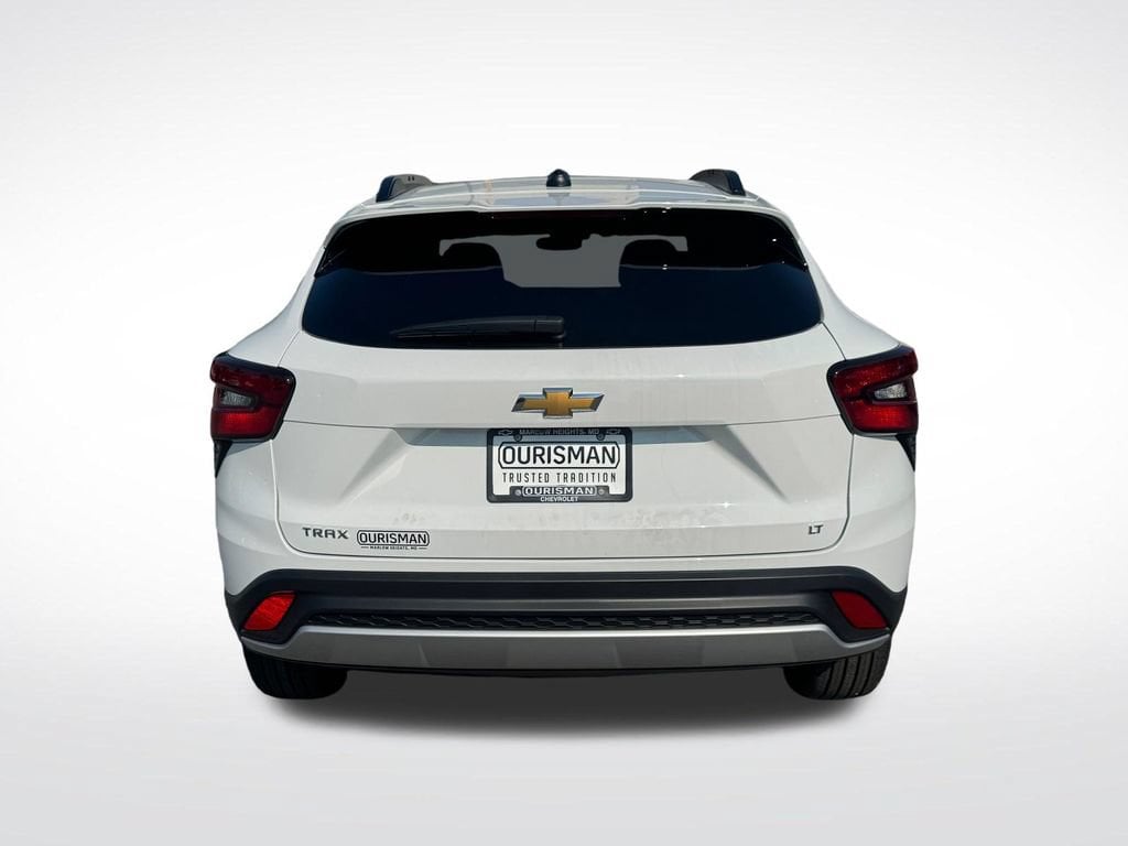 2026 Chevrolet Trax LT - Photo 8