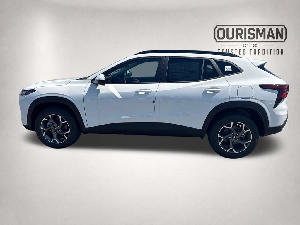 2026 Chevrolet Trax LT - Photo 6