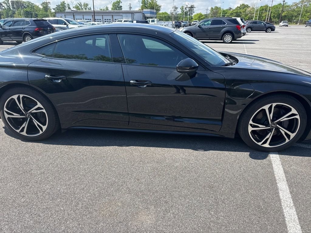 Used 2022 Audi e-tron GT Premium Plus with VIN WAUCJBFW2N7007996 for sale in Temple Hills, MD