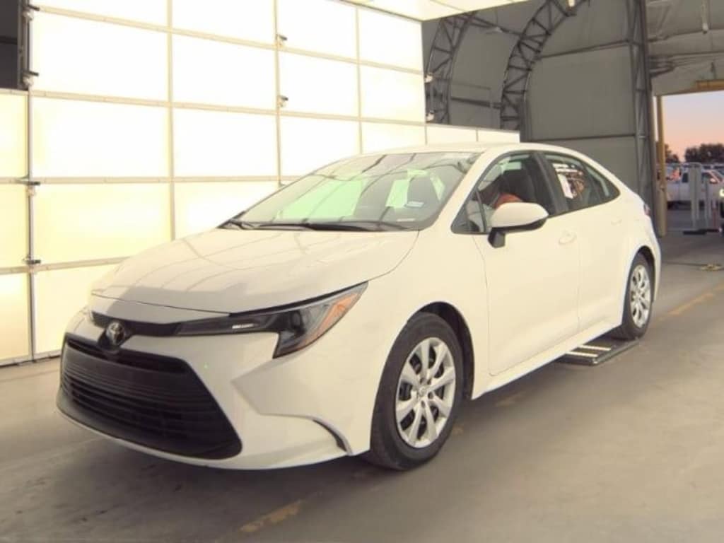 Used 2023 Toyota Corolla LE Sedan