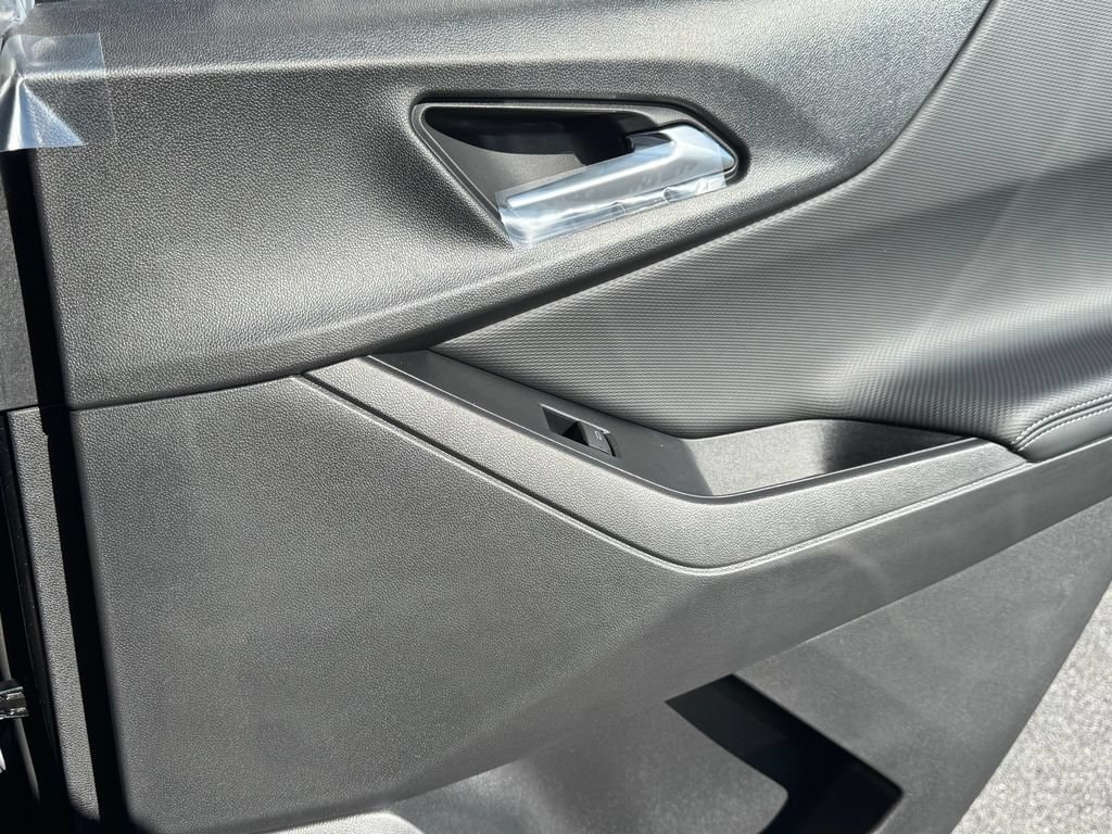 2027 Chevrolet Equinox LT - Photo 21