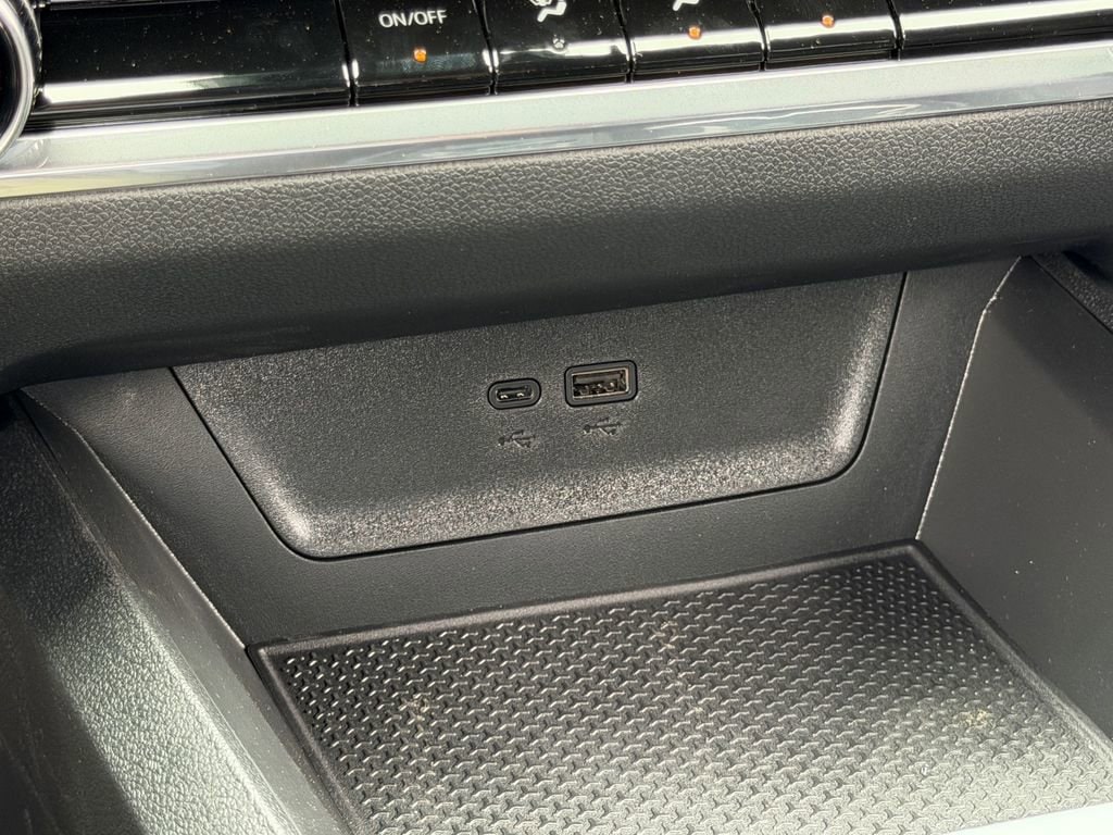2026 Chevrolet Equinox LT - Photo 22
