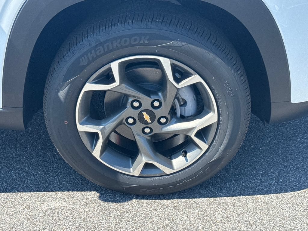 2026 Chevrolet Trax LT - Photo 13