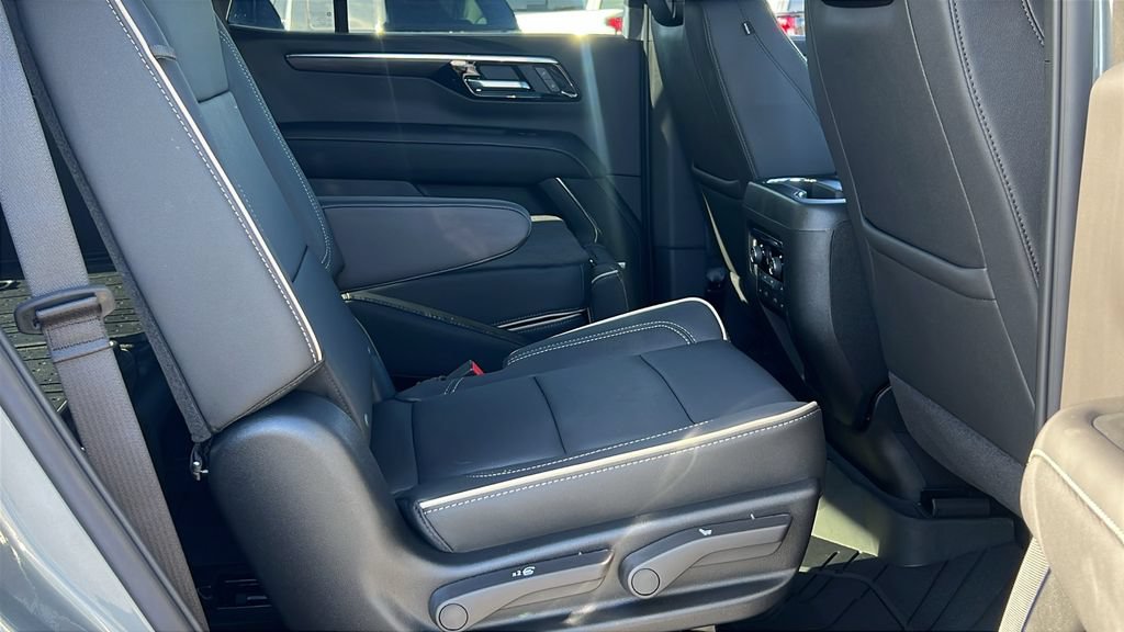 2026 Chevrolet Tahoe Premier - Photo 12