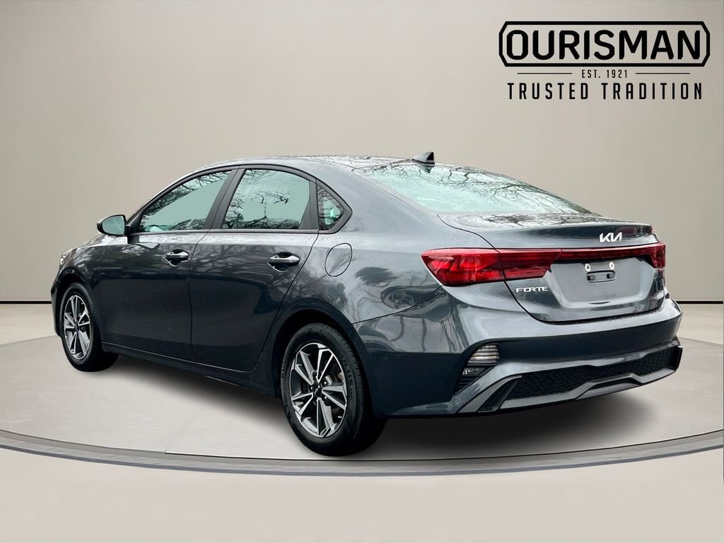Used 2024 Kia Forte LXS Sedan