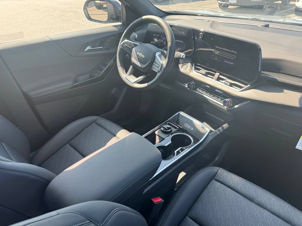 2027 Chevrolet Equinox LT - Photo 19