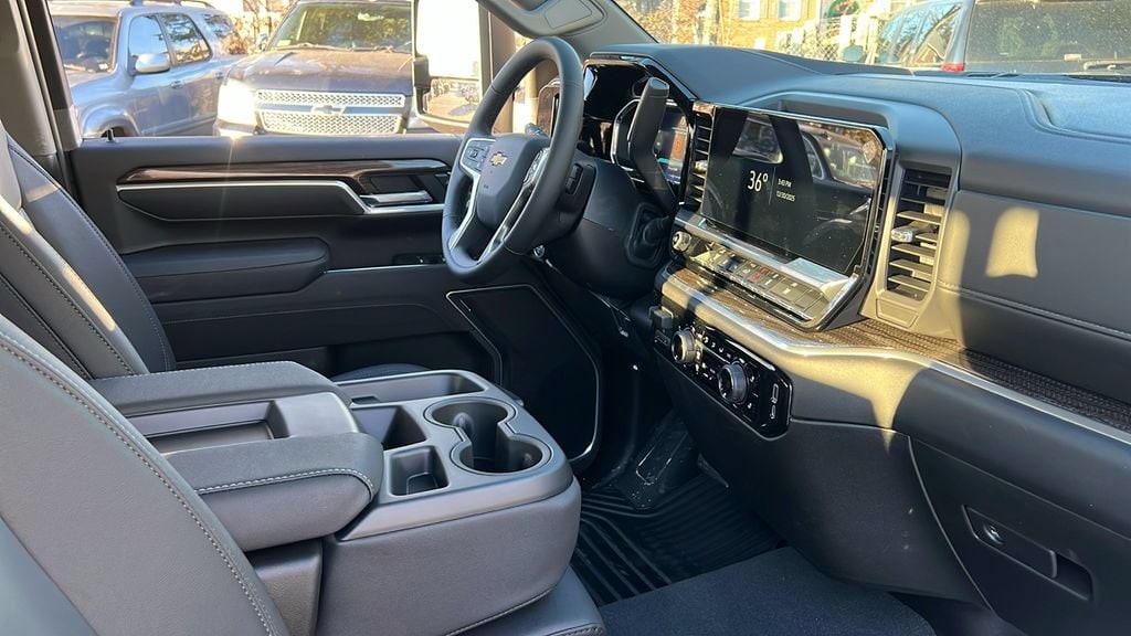 2026 Chevrolet Silverado 2500 HD LT - Photo 6