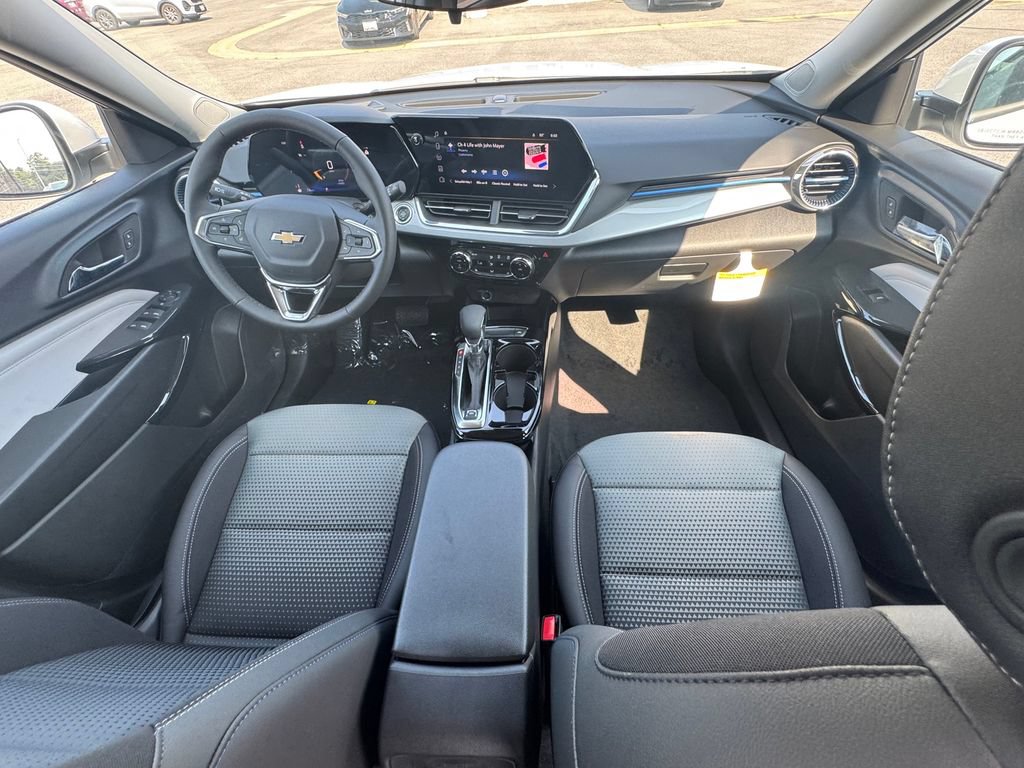 2026 Chevrolet Trax LT - Photo 20