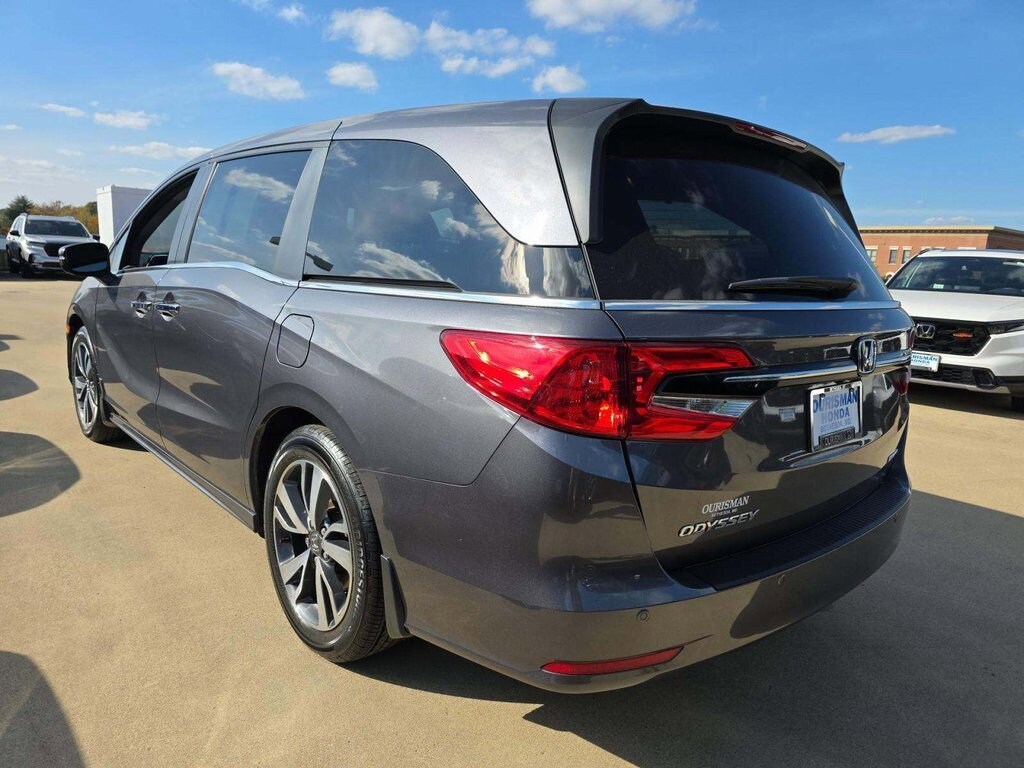 Used 2023 Honda Odyssey Touring Van