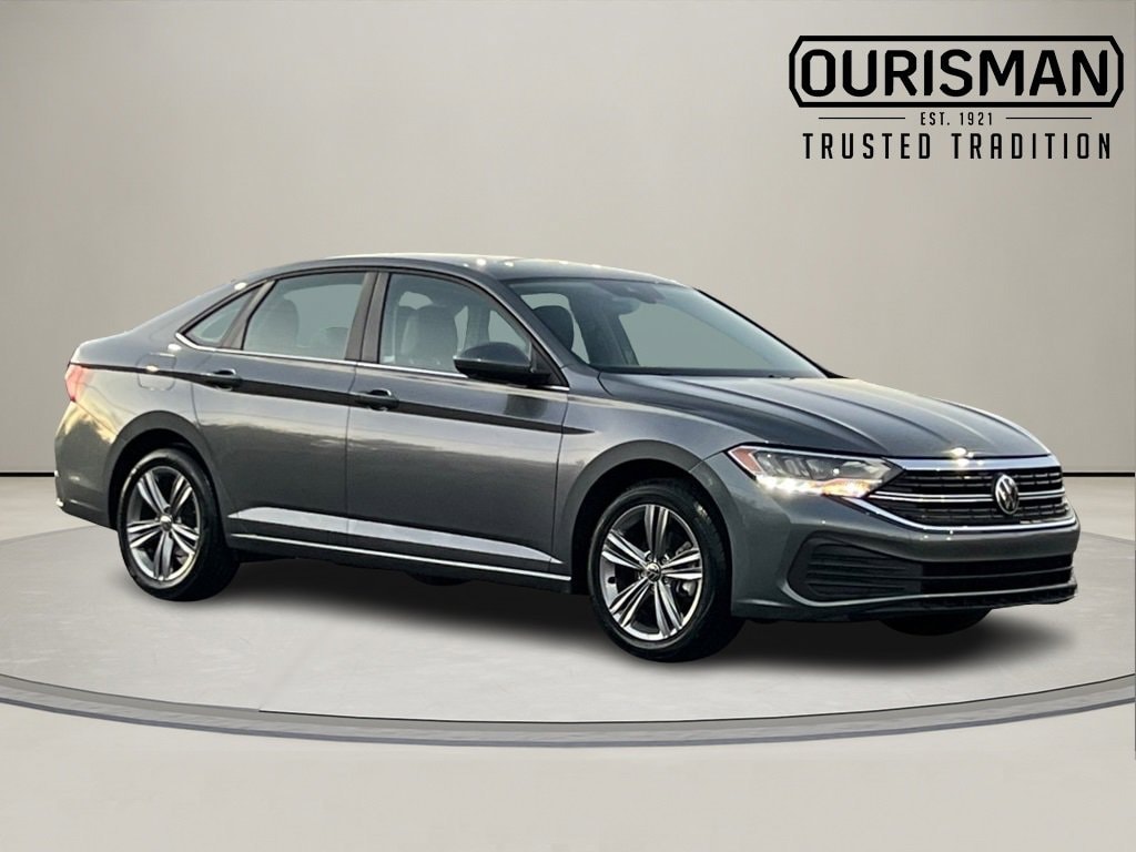 Used 2024 Volkswagen Jetta SE Sedan