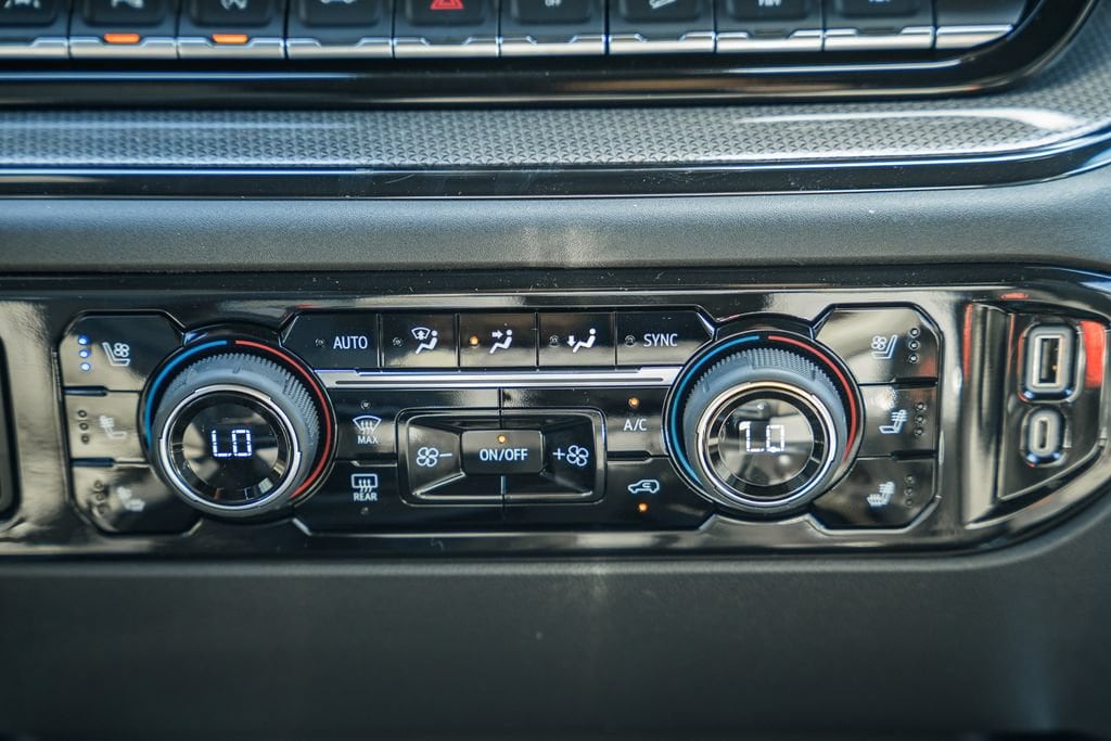 2026 Chevrolet Silverado 1500 ZR2 - Photo 22