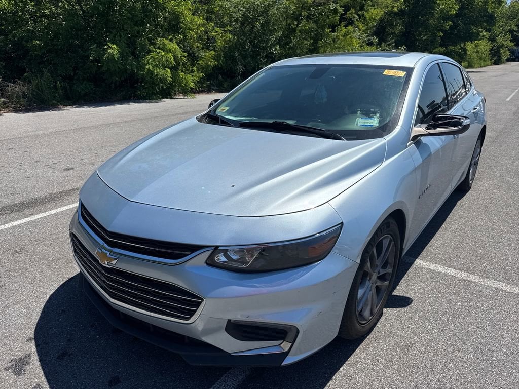 Used 2017 Chevrolet Malibu 1LT with VIN 1G1ZE5ST9HF220882 for sale in Temple Hills, MD