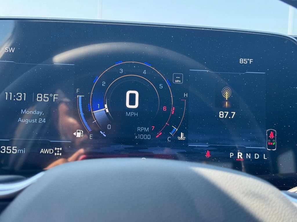 2027 Chevrolet Equinox LT - Photo 26