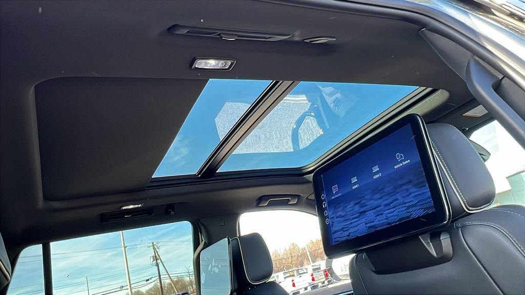 2026 Chevrolet Tahoe Premier - Photo 10