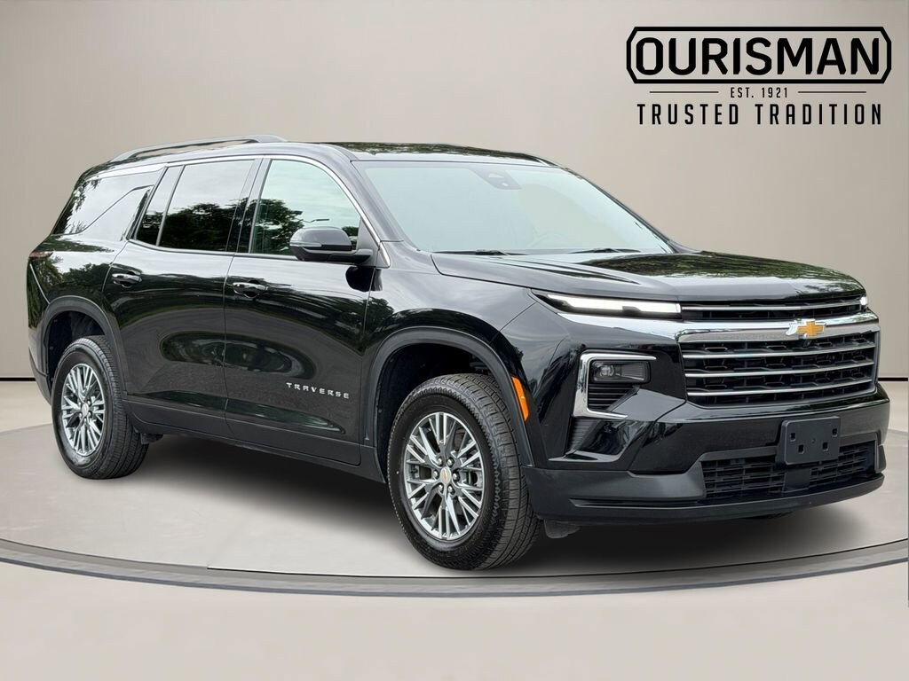 Used 2024 Chevrolet Traverse LT SUV