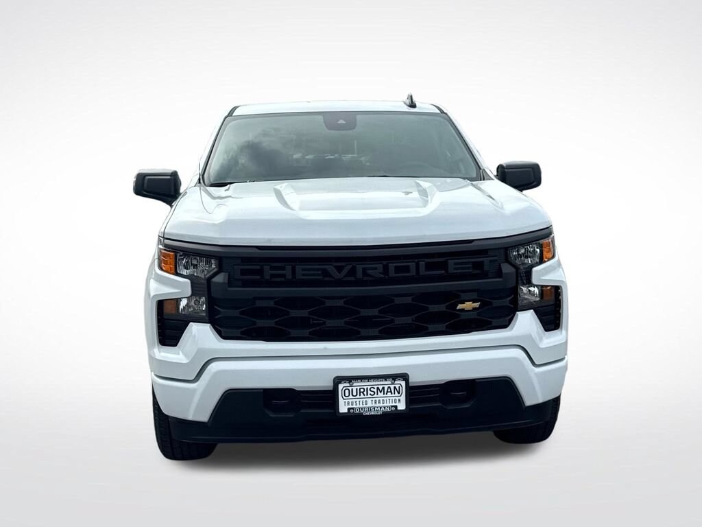 New 2026 Chevrolet Silverado 1500 Custom Truck