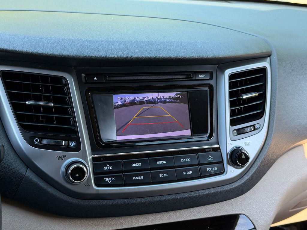 2017 Hyundai Tucson SE - Photo 22