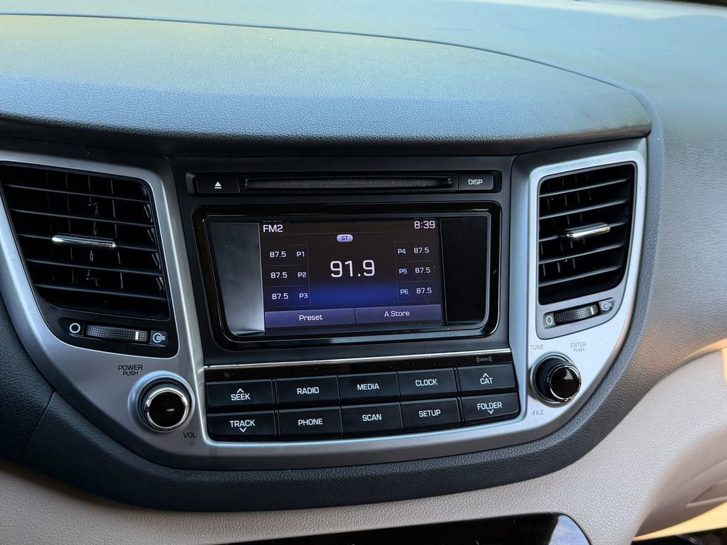 2017 Hyundai Tucson SE - Photo 21