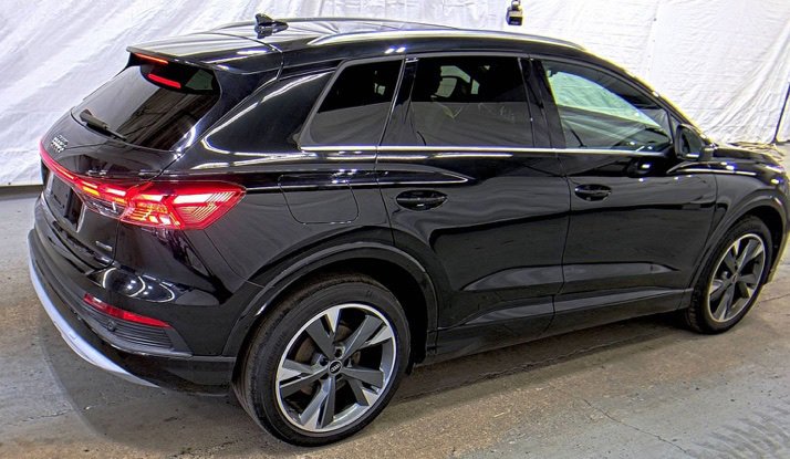 2022 Audi Q4 E-tron Premium Plus photo 4
