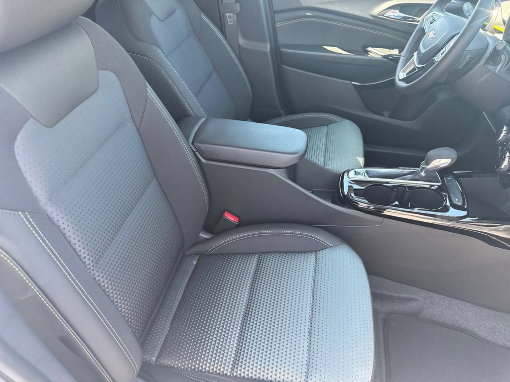 2026 Chevrolet Trax LT - Photo 14