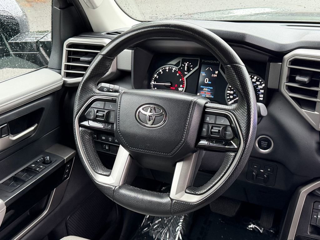 2023 Toyota Tundra Limited - Photo 18