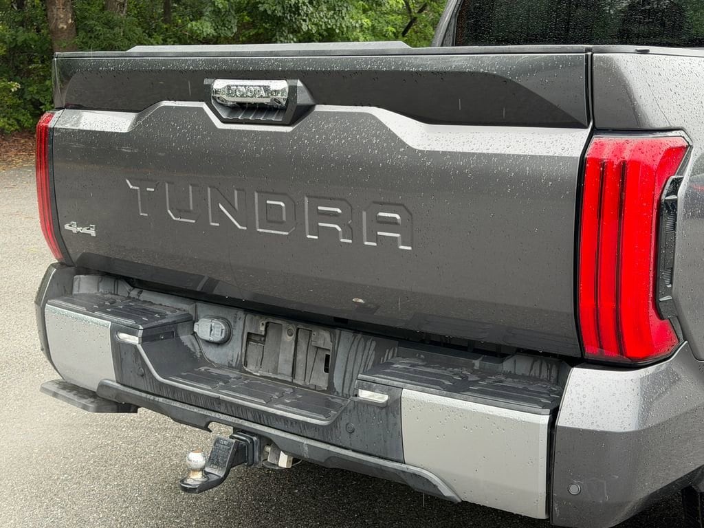 2023 Toyota Tundra Limited - Photo 12