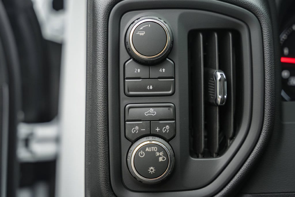 2026 Chevrolet Silverado 3500 HD Work Truck - Photo 38