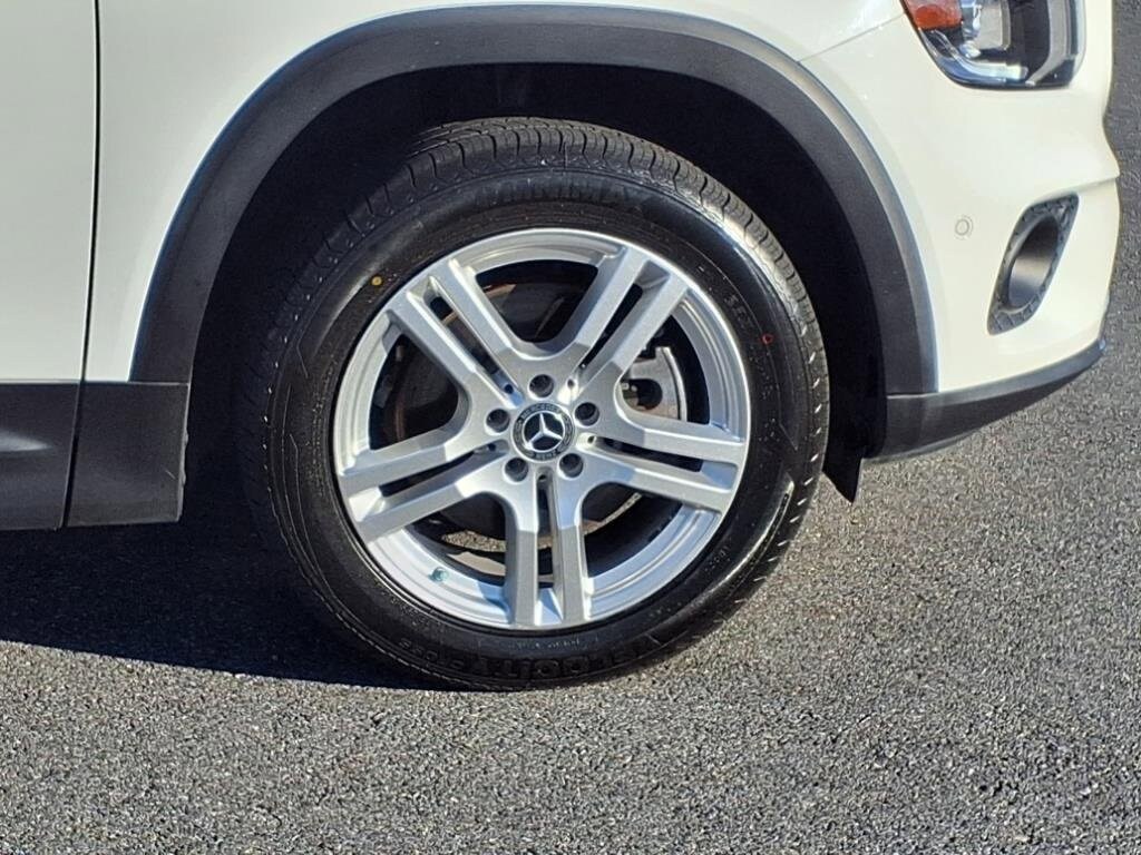 2021 Mercedes Benz GLB 250 4MATIC photo 3